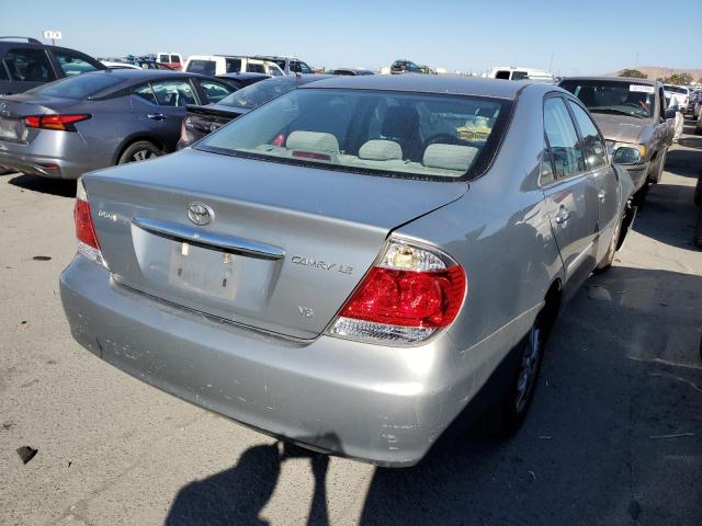 Photo 4 from auction – 2005 TOYOTA CAMRY LE with VIN 4T1BF30K55U615651
