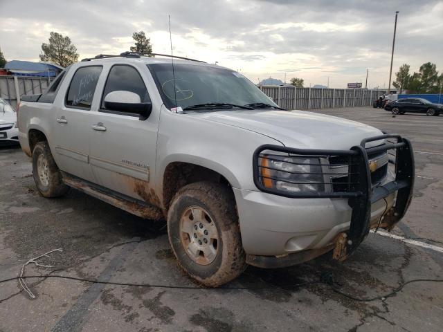 CHEVROLET AVALANCHE 2011 with VIN 3GNTKEE36BG313339 - Photo from auction
