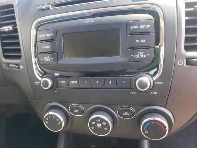 Photo 9 from auction – 2017 KIA FORTE LX with VIN 3KPFK4A73HE087712