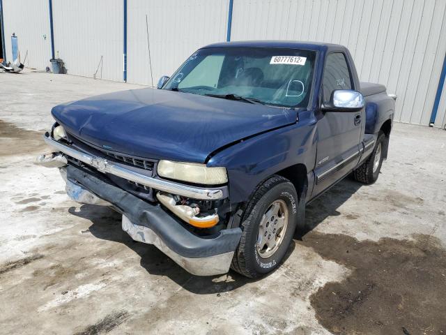 Photo 2 from auction – 2000 CHEVROLET SILVERADO with VIN 1GCEC14T7YZ200243