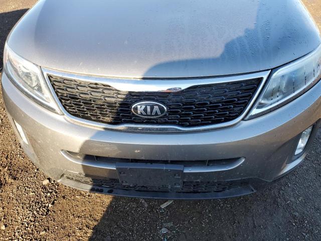 Photo 9 from auction – 2015 KIA SORENTO LX with VIN 5XYKTCA61FG573528