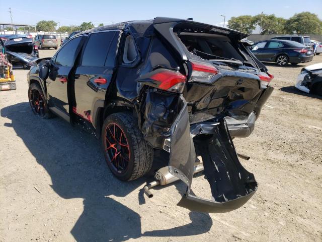 Photo 3 from auction – 2021 TOYOTA RAV4 XLE with VIN 2T3W1RFV2MC108332