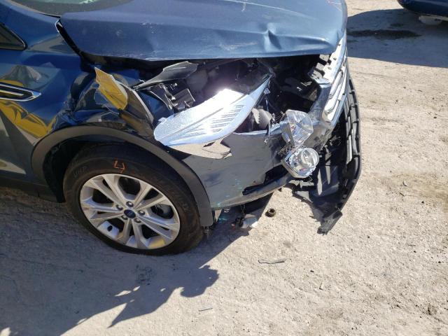Photo 9 from auction – 2018 FORD ESCAPE SEL with VIN 1FMCU0HD2JUA70629