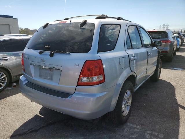 Photo 4 from auction – 2005 KIA SORENTO EX with VIN KNDJD733455395107