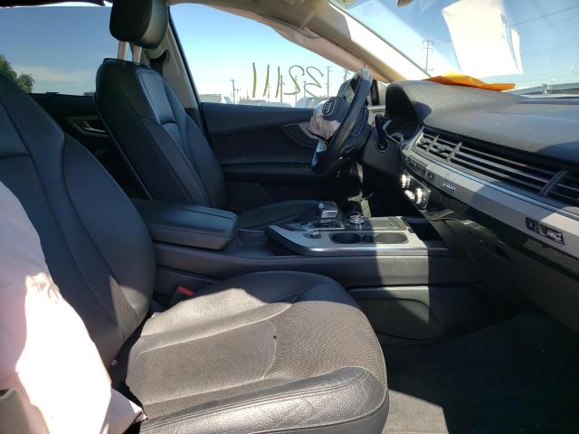 Photo 5 from auction – 2018 AUDI Q7 PREMIUM with VIN WA1LHAF70JD045864