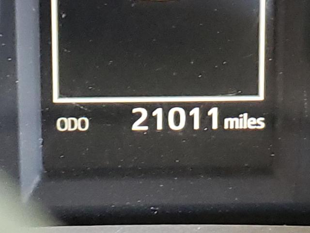 Photo 8 from auction – 2018 TOYOTA RAV4 LIMIT with VIN 2T3DFREVXJW856573