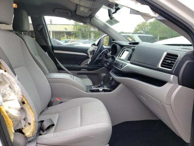 Photo 5 from auction – 2015 TOYOTA HIGHLANDER with VIN 5TDBKRFH6FS173919
