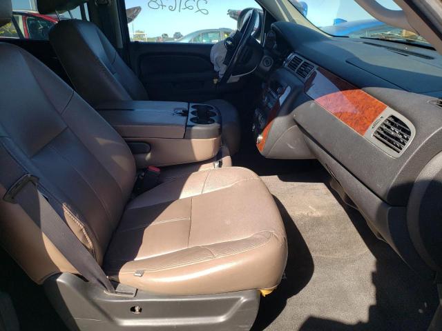 Photo 5 from auction – 2011 CHEVROLET SUBURBAN C with VIN 1GNSCHE00BR362066