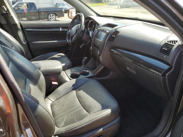 Photo 5 from auction – 2013 KIA SORENTO EX with VIN 5XYKUDA63DG413148