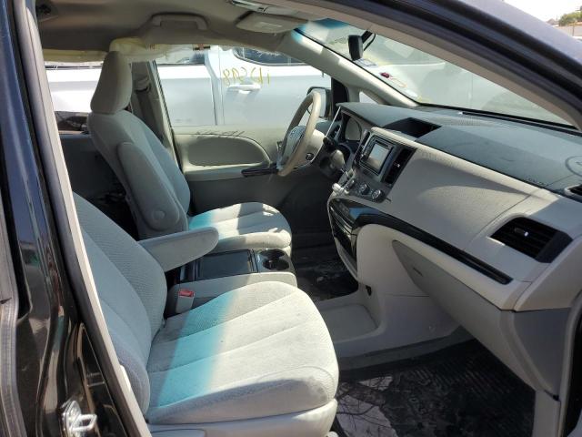 Photo 5 from auction – 2012 TOYOTA SIENNA LE with VIN 5TDKK3DC3CS252352