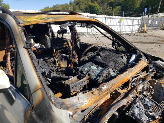 Photo 9 from auction – 2017 SUBARU FORESTER 2 with VIN JF2SJGWC2HH500806