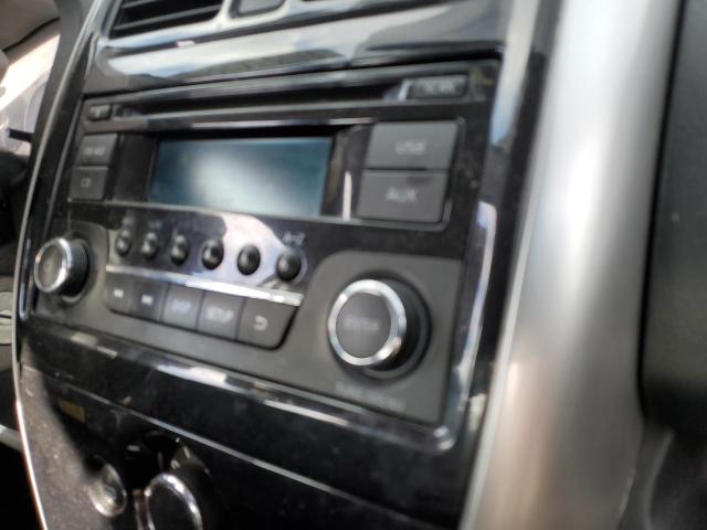 Photo 9 from auction – 2015 NISSAN VERSA NOTE with VIN 3N1CE2CPXFL363522