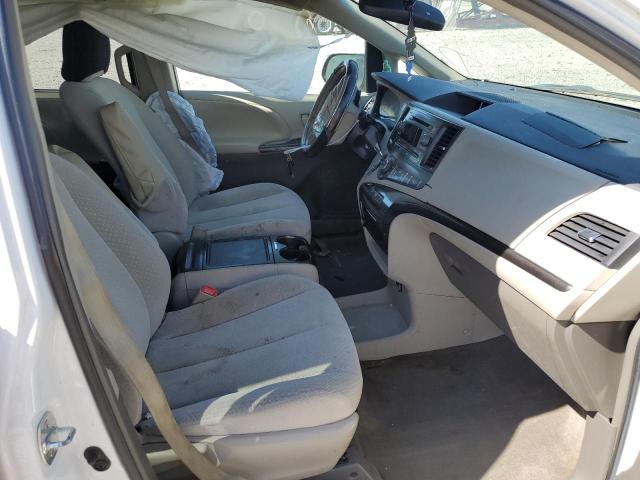 Photo 5 from auction – 2014 TOYOTA SIENNA LE with VIN 5TDKK3DC4ES525950