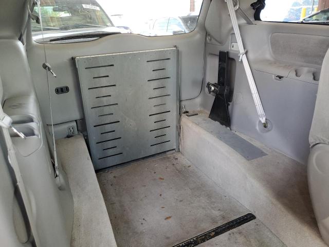 Photo 9 from auction – 2005 TOYOTA SIENNA CE with VIN 5TDZA23C15S264466