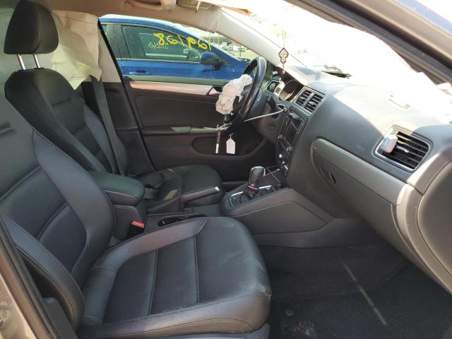 Photo 5 from auction – 2017 VOLKSWAGEN JETTA SE with VIN 3VWDB7AJ7HM409503