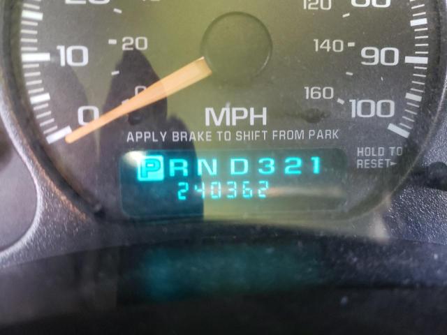 Photo 8 from auction – 2002 CHEVROLET silverado with VIN 2GCEC19T221357445