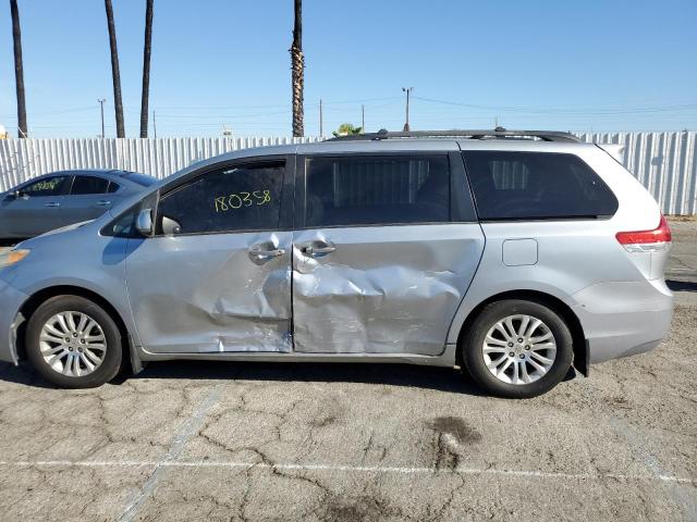 Photo 9 from auction – 2011 TOYOTA SIENNA XLE with VIN 5TDYK3DC1BS070352