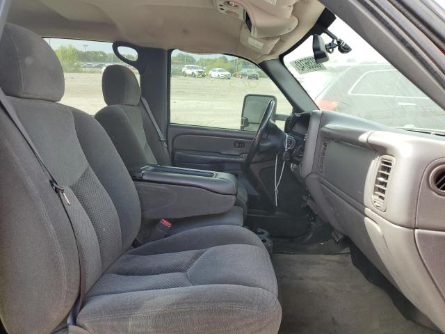 Photo 5 from auction – 2004 CHEVROLET SILVERADO with VIN 1GCHK23154F108971