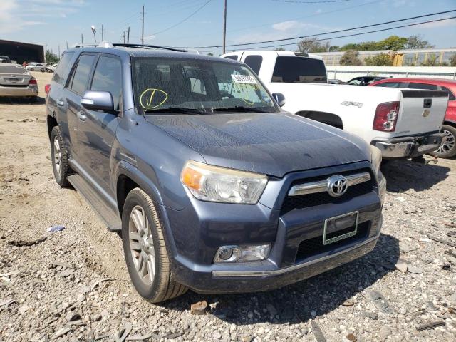 TOYOTA 4RUNNER SR 2010 مع رقم تعريف المركبة JTEZU5JR8A5005212 - صورة من المزاد