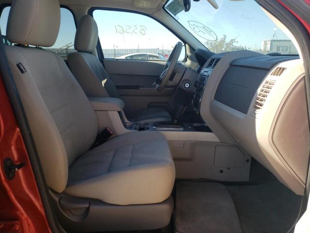 Photo 5 from auction – 2010 FORD ESCAPE XLT with VIN 1FMCU0DG1AKB62598