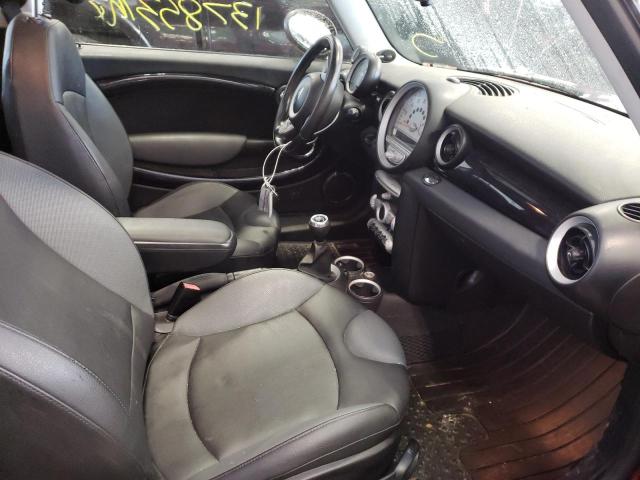 Photo 5 from auction – 2010 MINI COOPER CLU with VIN WMWML3C57ATX51935