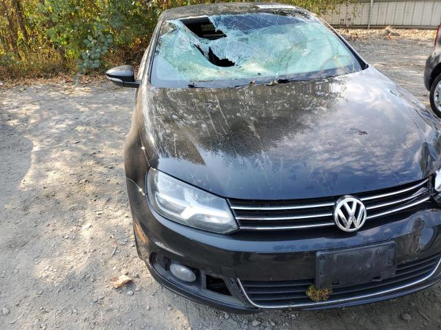 Photo 9 from auction – 2015 VOLKSWAGEN EOS KOMFOR with VIN WVWBW8AH5FV001019