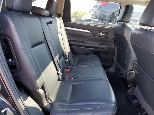 Photo 6 from auction – 2018 TOYOTA HIGHLANDER with VIN 5TDJZRFH2JS532876