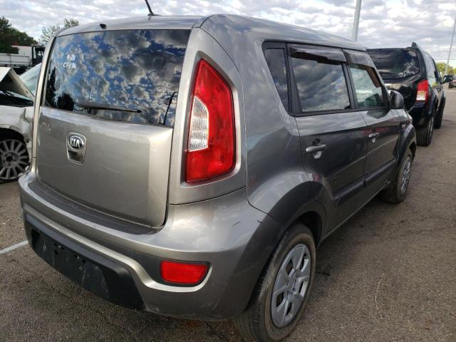 Photo 4 from auction – 2013 KIA SOUL with VIN KNDJT2A5XD7615363