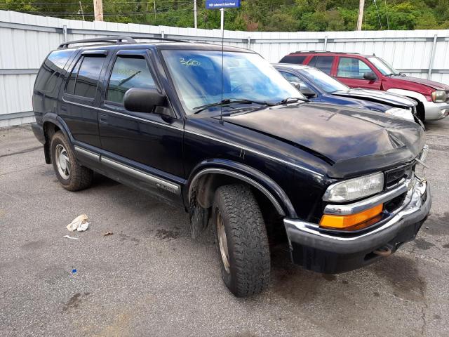 CHEVROLET BLAZER 2000 with VIN 1GNDT13W2Y2286794 - Photo from auction