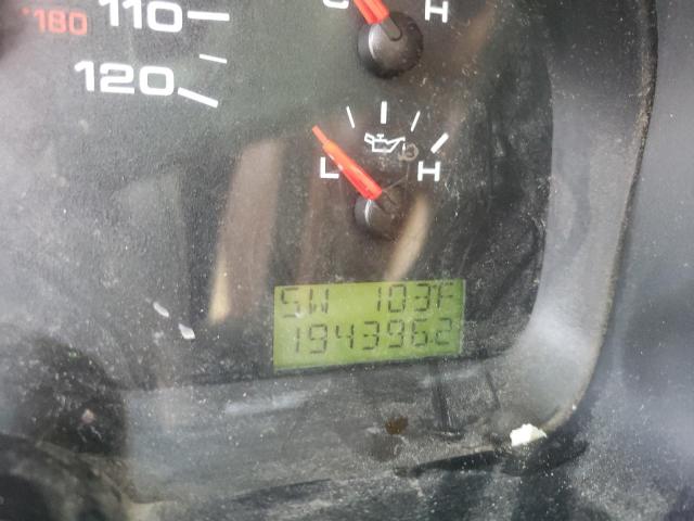 Photo 8 from auction – 2005 FORD F150 with VIN 1FTRX14WX5FA33325