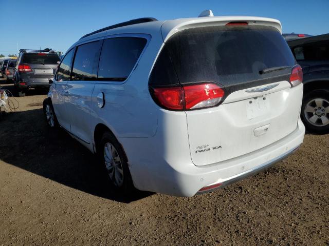 Photo 3 from auction – 2017 CHRYSLER PACIFICA T with VIN 2C4RC1BG1HR759126