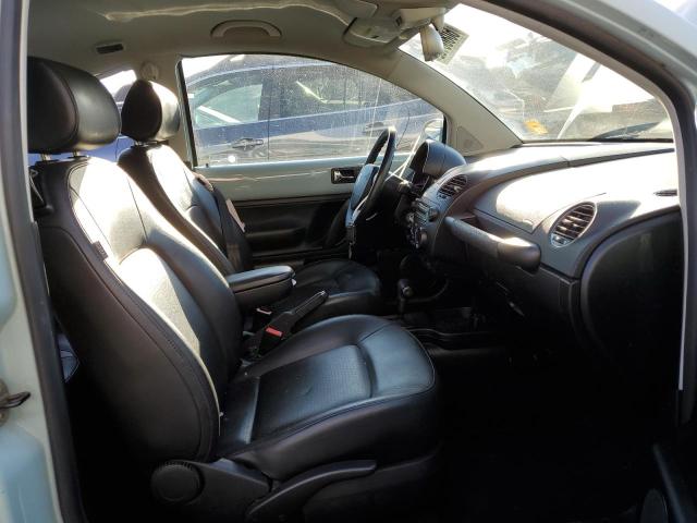 Photo 5 from auction – 2010 VOLKSWAGEN NEW BEETLE with VIN 3VWPG3AG2AM014579