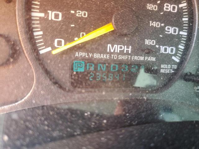 Photo 8 from auction – 2000 CHEVROLET SILVERADO with VIN 1GCEC14T7YZ200243
