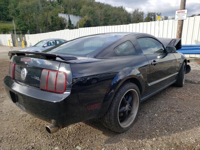 Photo 4 from auction – 2005 FORD MUSTANG with VIN 1ZVFT80N155258370