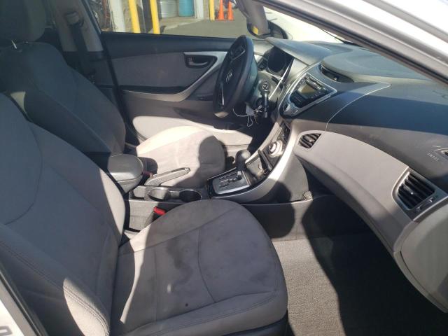 Photo 5 from auction – 2012 HYUNDAI ELANTRA GL with VIN 5NPDH4AE0CH146918
