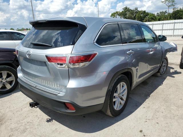 Photo 4 from auction – 2016 TOYOTA HIGHLANDER with VIN 5TDBKRFHXGS265343