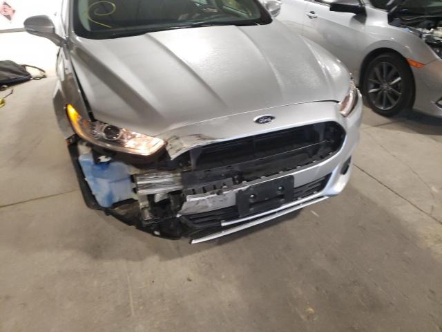 Photo 9 from auction – 2015 FORD FUSION SE with VIN 3FA6P0H7XFR158352