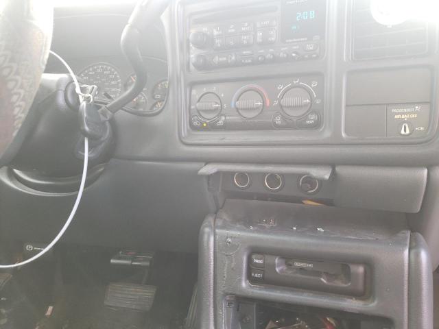 Photo 10 from auction – 2002 CHEVROLET silverado with VIN 2GCEC19T221357445