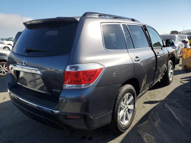 Photo 4 from auction – 2013 TOYOTA HIGHLANDER with VIN 5TDBK3EH6DS177514
