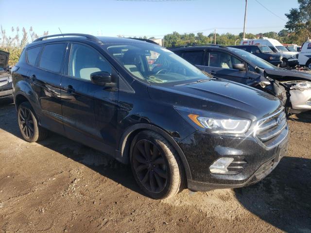 FORD ESCAPE SE 2018 with VIN 1FMCU0GD2JUC17193 - Photo from auction
