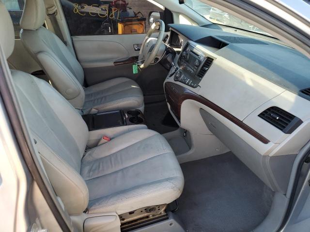 Photo 5 from auction – 2011 TOYOTA SIENNA XLE with VIN 5TDYK3DC1BS070352