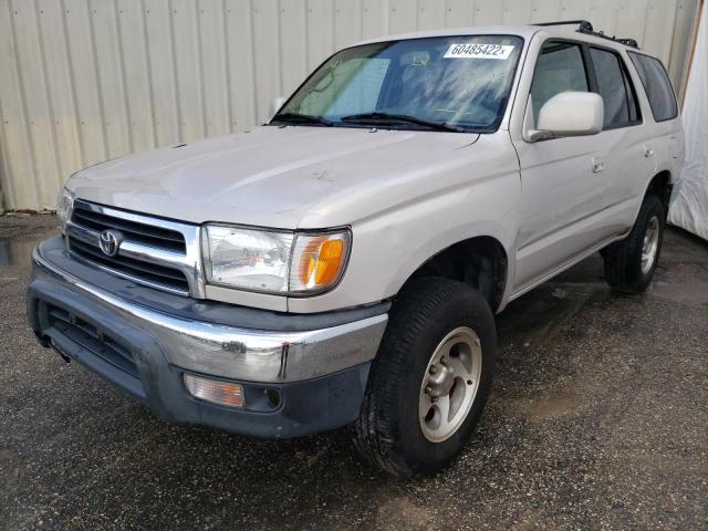 Photo 2 from auction – 2000 TOYOTA 4RUNNER SR with VIN JT3GN86R1Y0177032