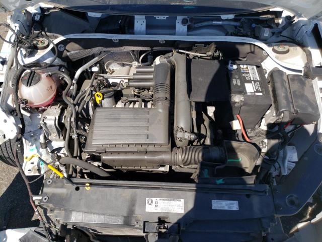 Photo 7 from auction – 2017 VOLKSWAGEN JETTA S with VIN 3VW2B7AJ3HM215557