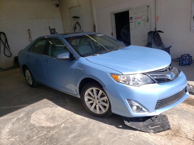 TOYOTA CAMRY HYBR 2012 with VIN 4T1BD1FK8CU027046 - Photo from auction