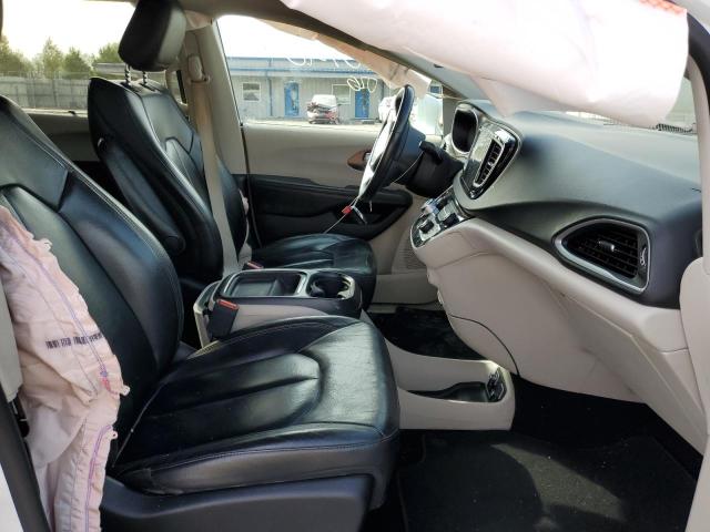Photo 5 from auction – 2017 CHRYSLER PACIFICA T with VIN 2C4RC1BG5HR591054
