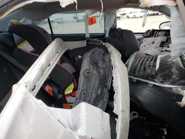 Photo 6 from auction – 2015 TOYOTA COROLLA L with VIN 5YFBURHE8FP265040