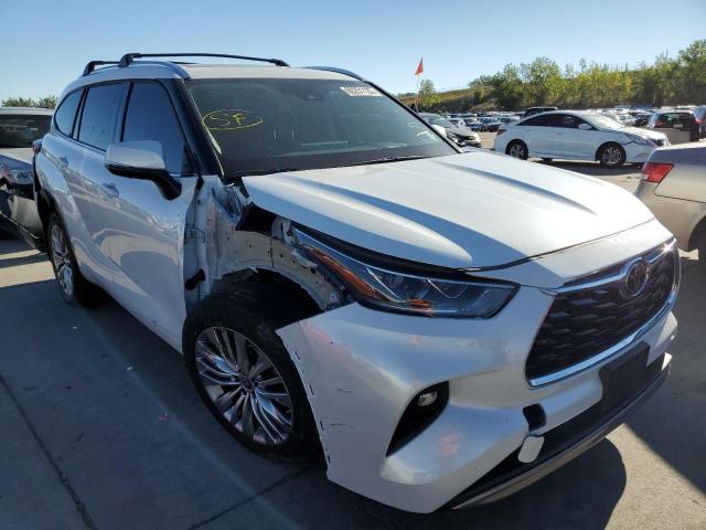 TOYOTA HIGHLANDER 2022 with VIN 5TDFZRBH3NS229624 - Photo from auction