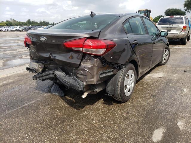 Photo 4 from auction – 2018 KIA FORTE with VIN 3KPFK4A7XJE174691