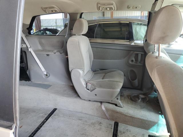 Photo 6 from auction – 2005 TOYOTA SIENNA CE with VIN 5TDZA23C15S264466