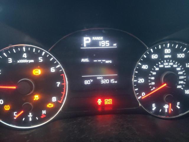 Photo 8 from auction – 2017 KIA FORTE LX with VIN 3KPFK4A78HE071912